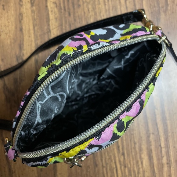 Betsey Johnson Crossbody Bag - Picture 3 of 3
